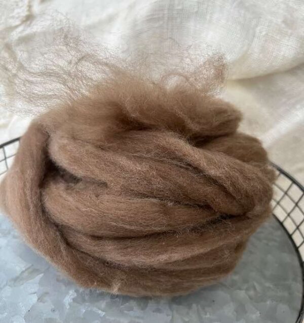 Guanaco/Merino Roving