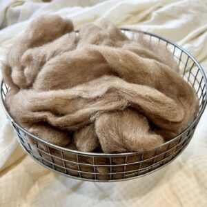 100% Guanaco Roving